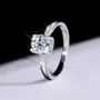 Bague de fiançailles classique en argent sterling 925 et diamant de moissanite de taille ronde