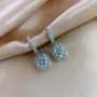 Pendants d'oreilles halo en argent sterling 925 avec diamants ronds et blancs