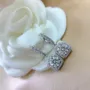 Pendants d'oreilles halo en argent sterling 925 avec diamants ronds et blancs
