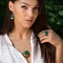 Collier aurore boréale en bois et résine cadeau d'anniversaire