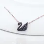 Collier cygne noir en or rose en argent sterling