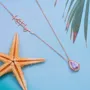 Collier personnalisé en forme de poire, fait à la main, avec un nom de pierre de naissance