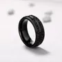 Bague pour homme en titane noir fantaisie à taille ronde