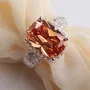 Bague de fiançailles orange radiant